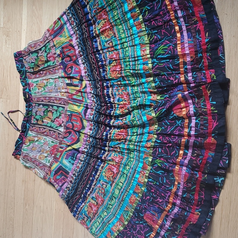 TravelSmith colorful skirt